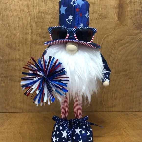 USA Gnome Telescopic Legs July 4th Stars Stripes Top Hat Red White Blue Pom Pom - Picture 3 of 5